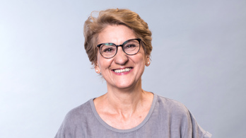 Frau Tamara Hock